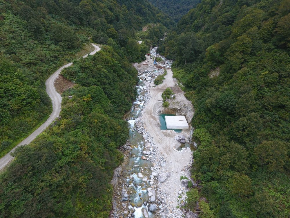 Ｒ１－４小黒部谷第２号砂防堰堤工事