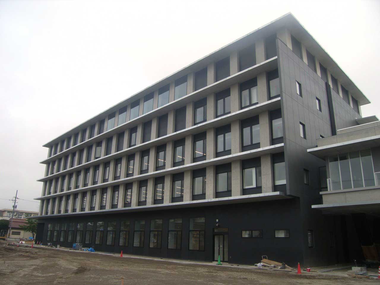 黒部市庁舎行政棟新築工事